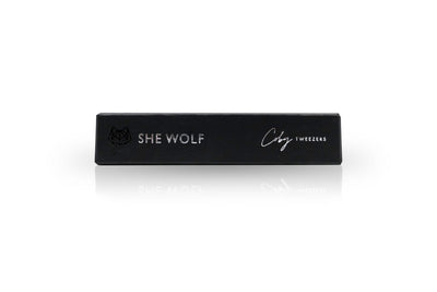 COBY- CURVED ISOLATION TWEEZERS - SHE WOLF