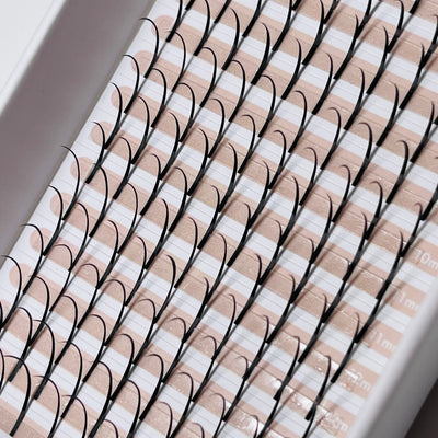 PREMADE UNFANNED SPIKY LASHES